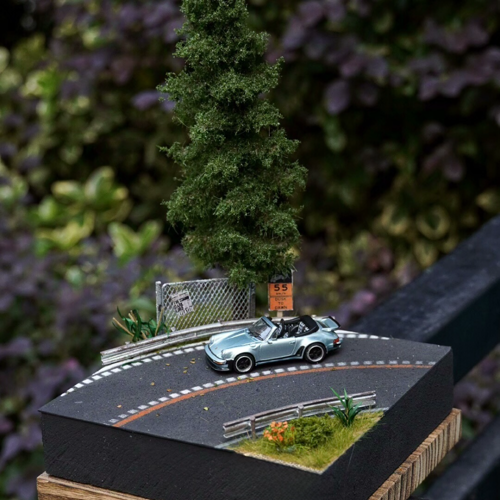 1/64 Handmade Summer Mountain Road Diorama Main image