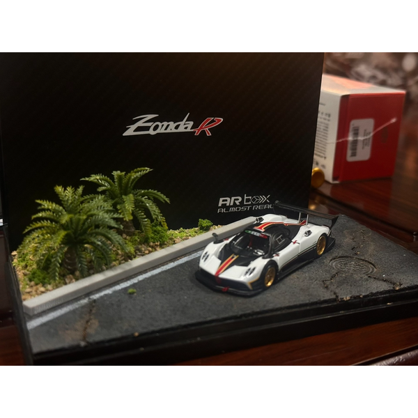 1/64 Handmade Street Road Diorama Display