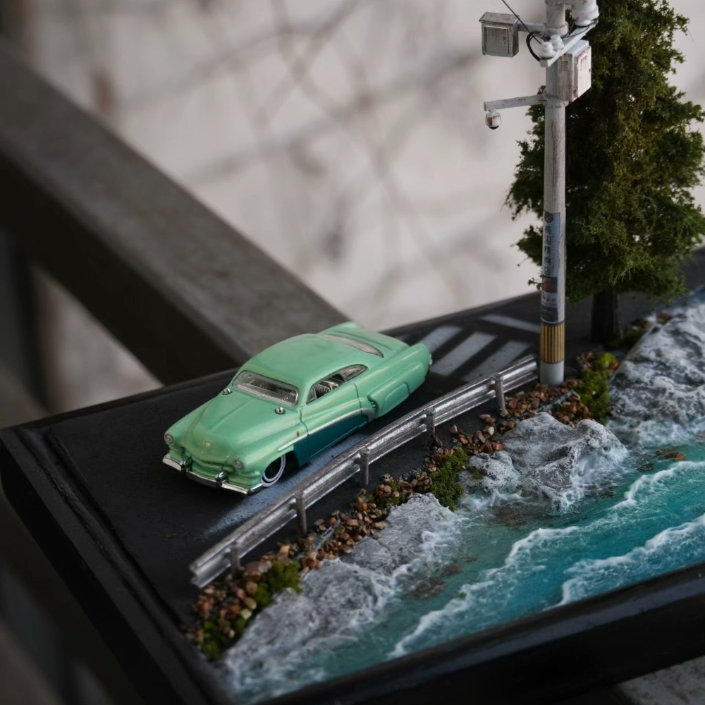 1/64 Handmade Coastal Road Diorama Scene