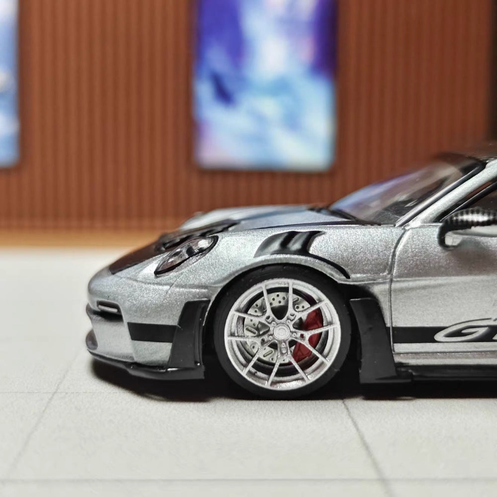 1/64 Bearing Wheels – BBS RI-A-Style Rims with Rubber Tires Secondary image