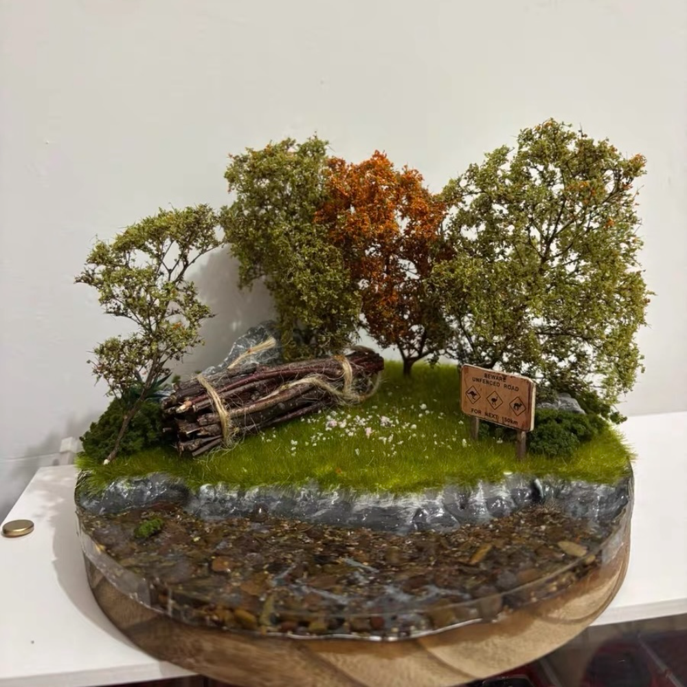 1/64 Handmade Riverside Camping Diorama Main image