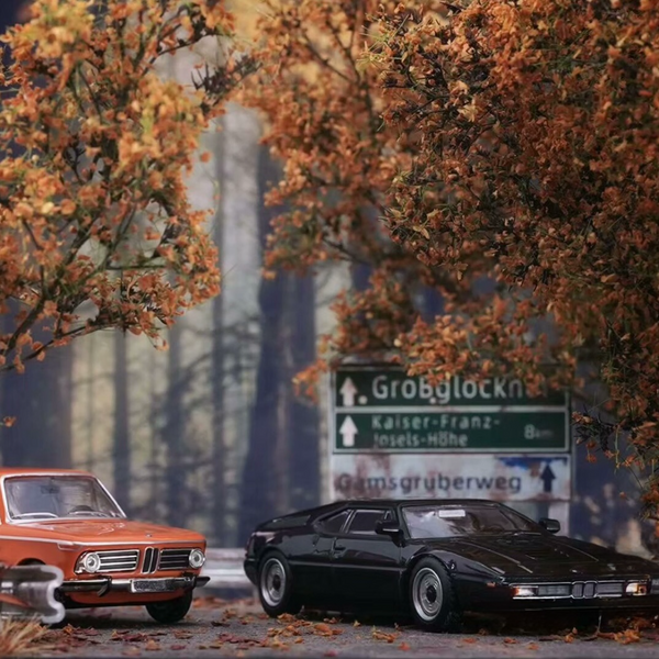 1/64 Handmade Autumn Curve Road Diorama